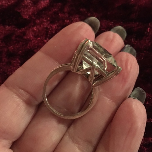 Huge Vintage SS Rock Crystal Quartz Ring 8 - Picture 10 of 10